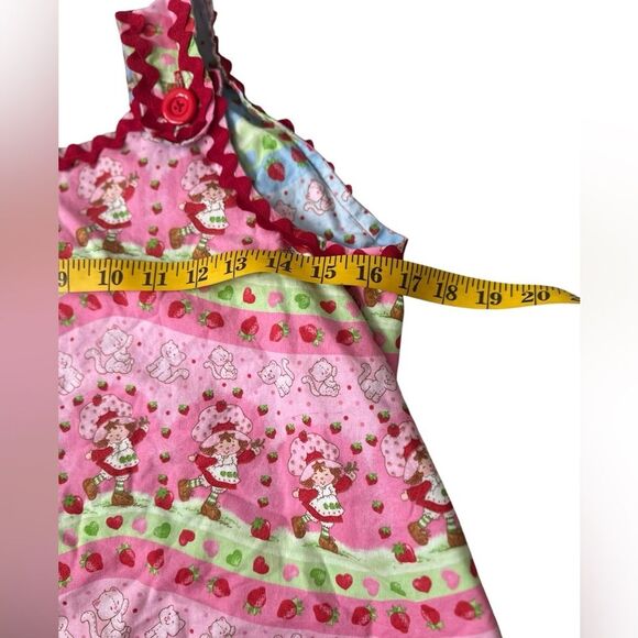 Strawberry Shortcake girls 5T - 6T handmade cotton apron - Picture 3 of 4